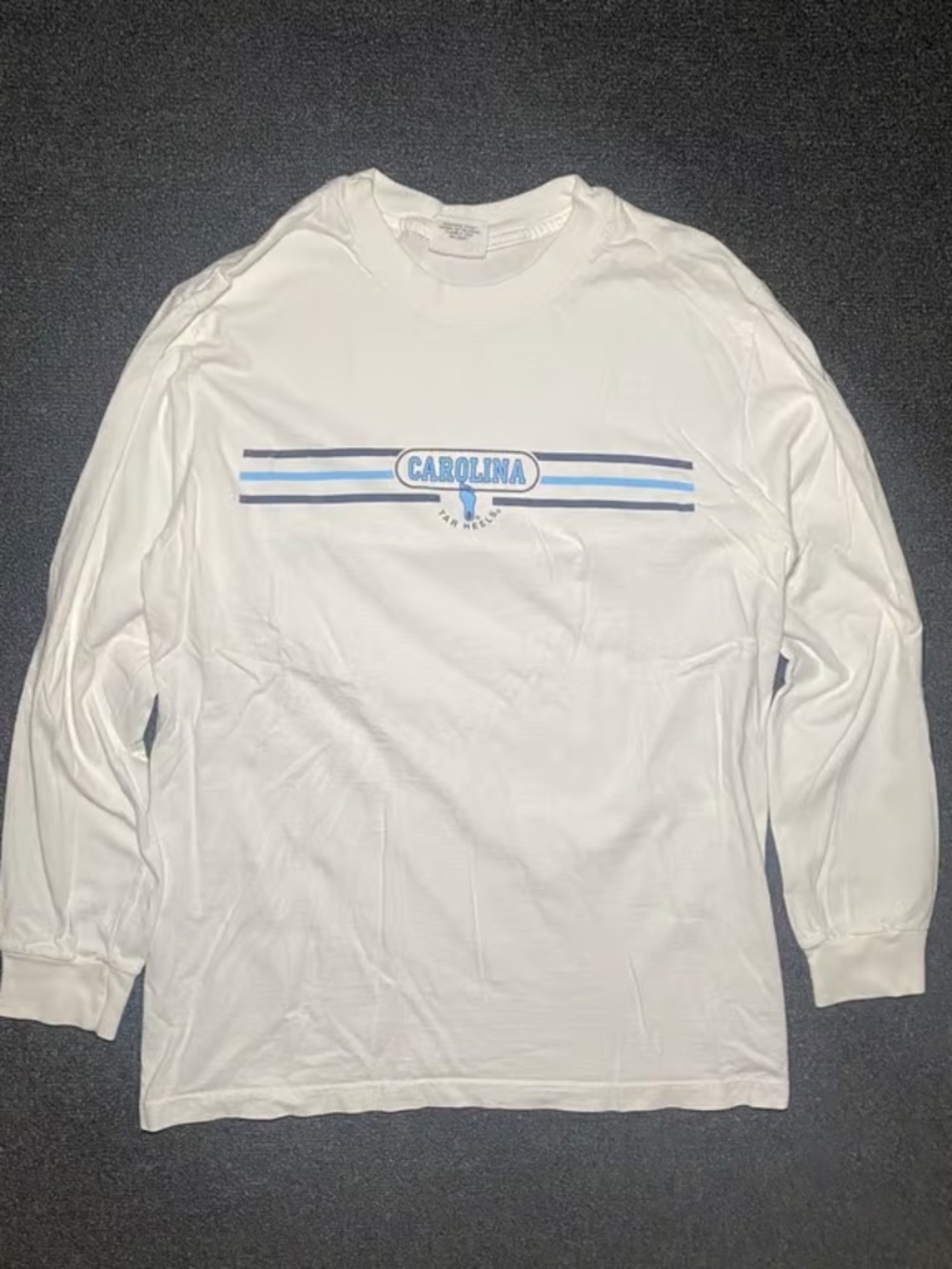 Vintage university of North Carolina Tar Heels long sleeve shirt size medium